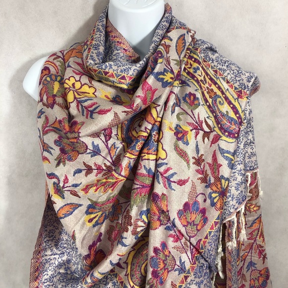 Sundance New Primavera Paisley Wrap Scarf Fringed Soft - Picture 8 of 15